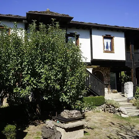 старата къща / село тъжа Ваканционна къща Tŭzha