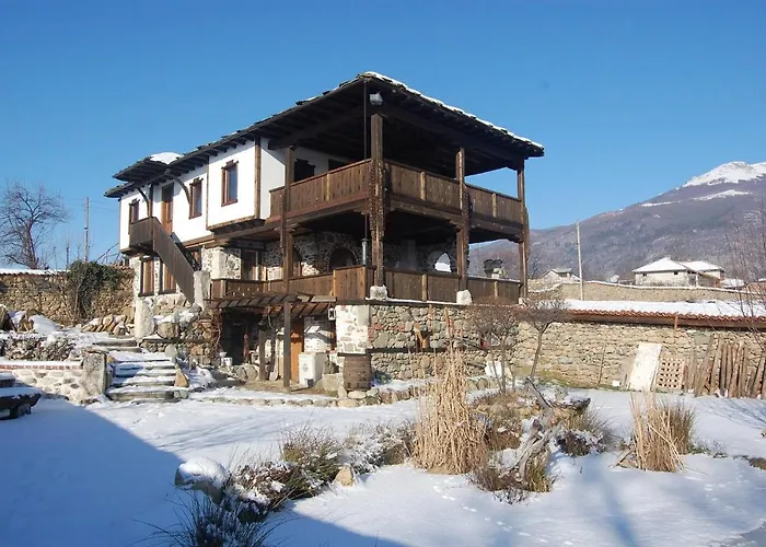 старата къща / село тъжа * Tuzha