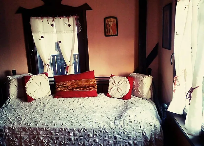 Дом отдыха старата къща / село тъжа